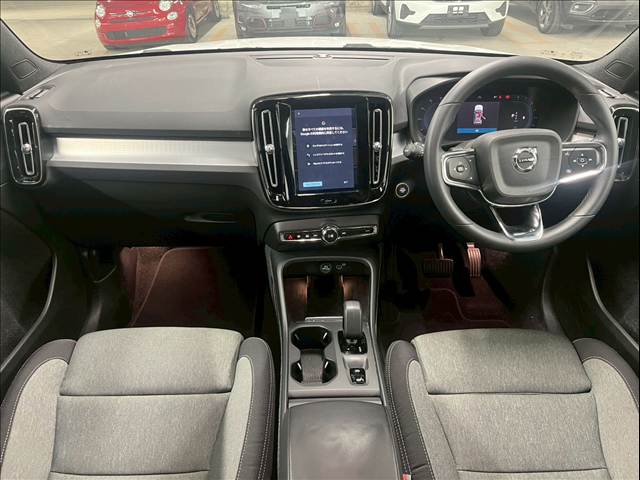 XC40Plus Pro B3 内装他