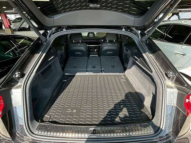 アウディ&nbsp;Q8の画像18