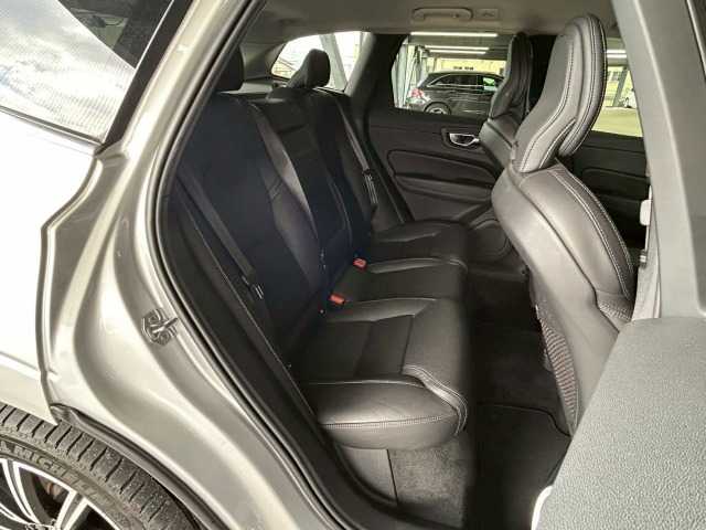 ボルボ XC60の画像8