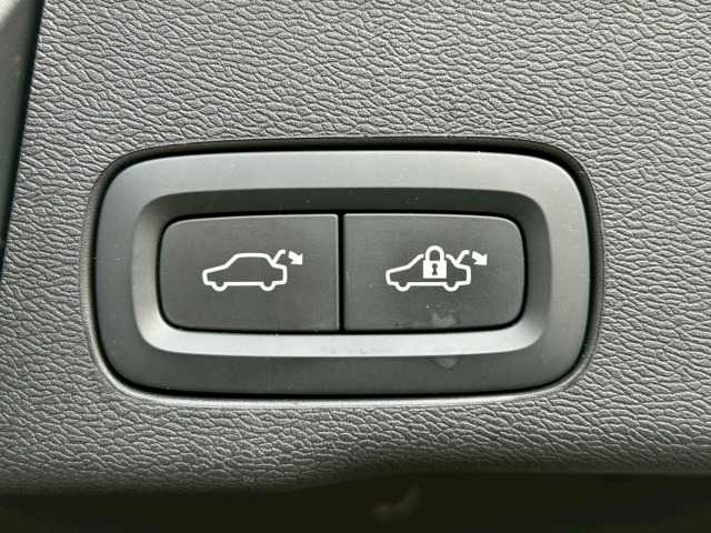 ボルボ XC60の画像11