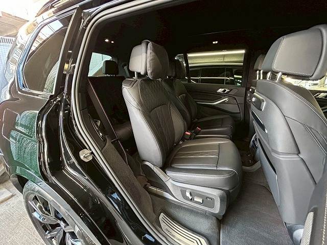 BMW X7の画像8