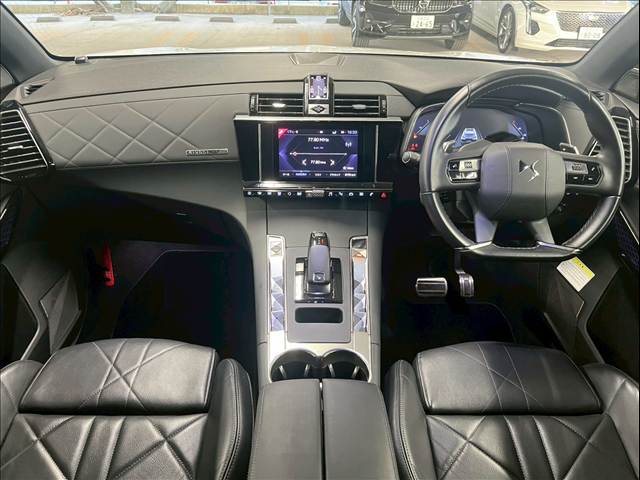 DS7 CROSSBACKGrand Chic Blue HDi 内装他