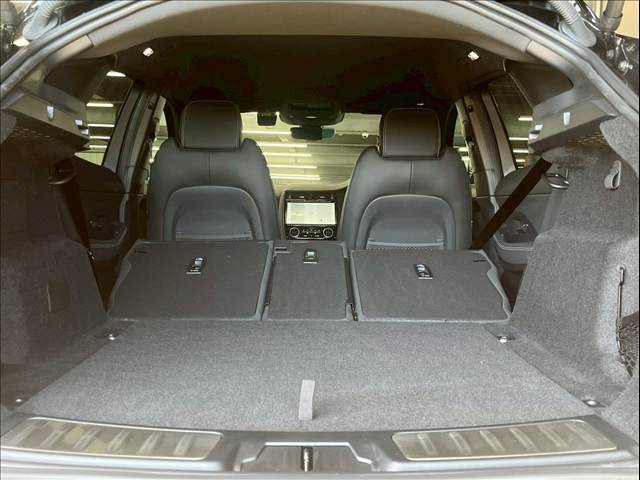 ジャガー E-PACEの画像18