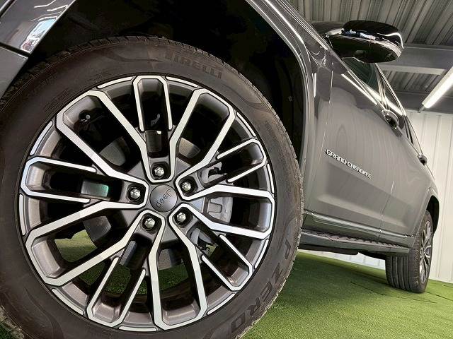 クライスラー JEEP GRAND CHEROKEE Lの画像19
