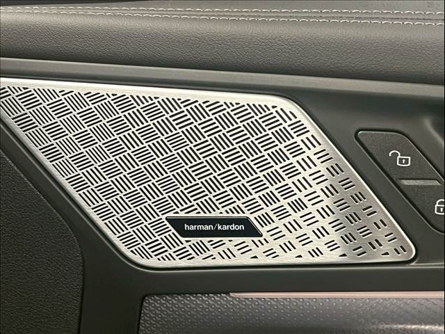 X1□xDrive 20d M Sport 内装他