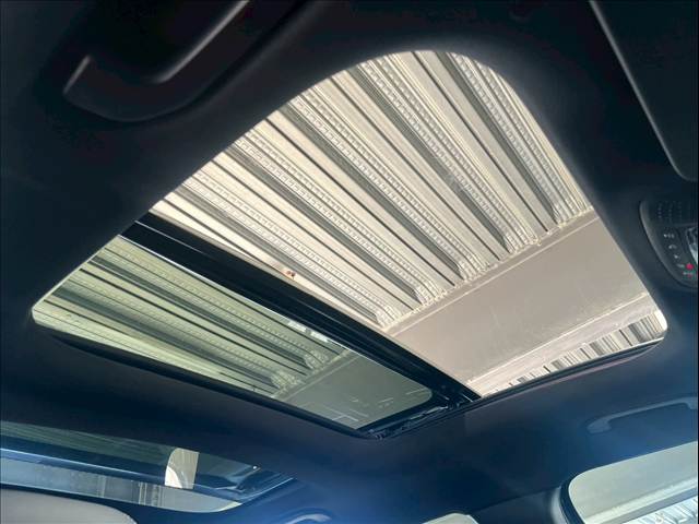 AMG GLB-CLASS□GLB35 4マチック AMGパフォーマンスパッケージ 内装他