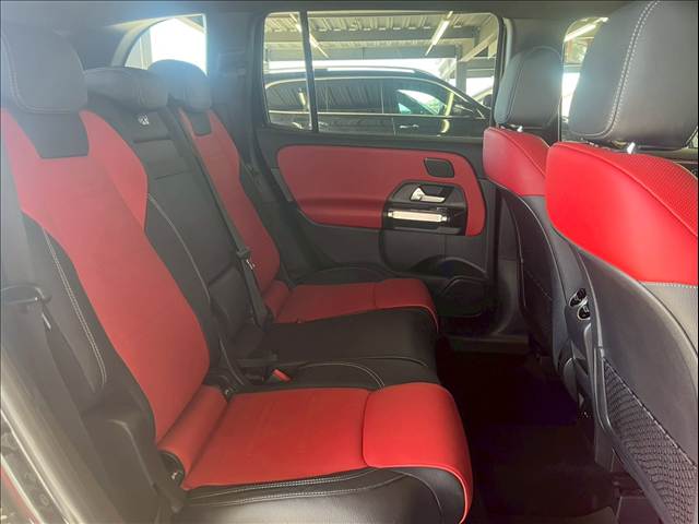 メルセデス・ベンツ&nbsp;AMG GLB-CLASSの画像8