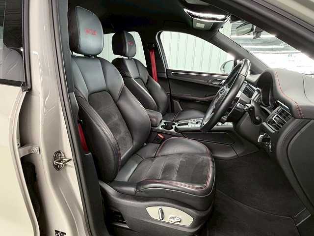 ポルシェ&nbsp;マカンの画像7