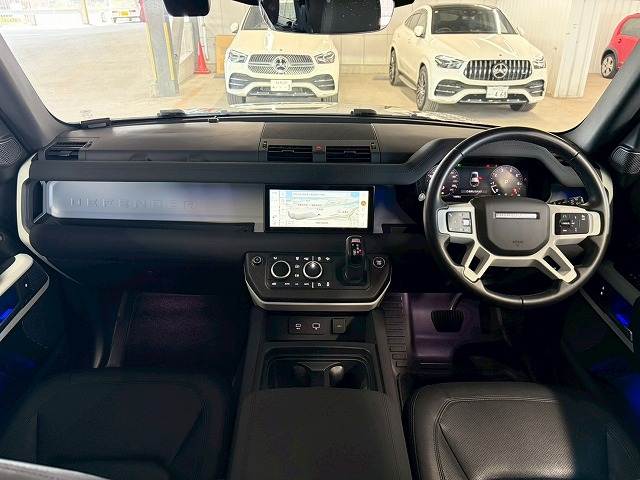 DEFENDER110 SE 内装他