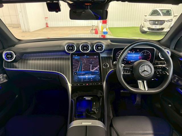 GLC-CLASS□GLC 220 d 4MATIC(ISG搭載モデル)AMGラインPKG 内装他