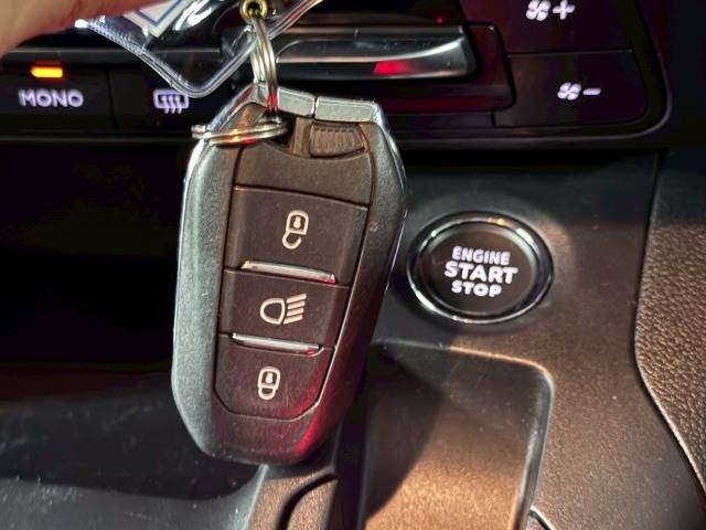 DOBLOベースグレード 内装他