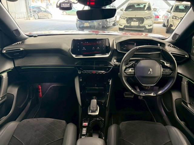 2008GT Line 内装他