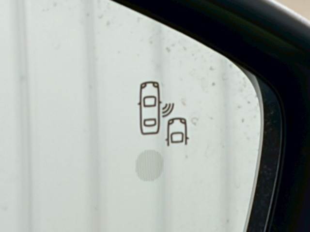 600 HYBRIDLa Prima 内装他