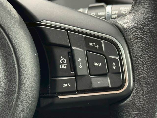 E-PACEベースグレード 内装他