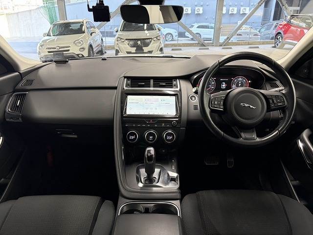 ジャガー E-PACEの画像3