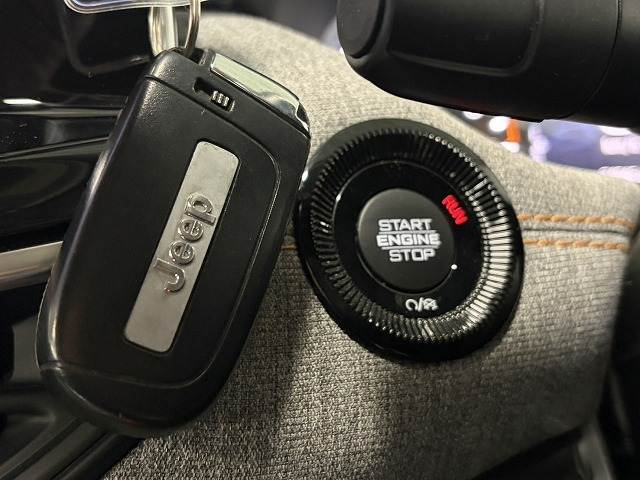 JEEP COMPASSSport 内装他