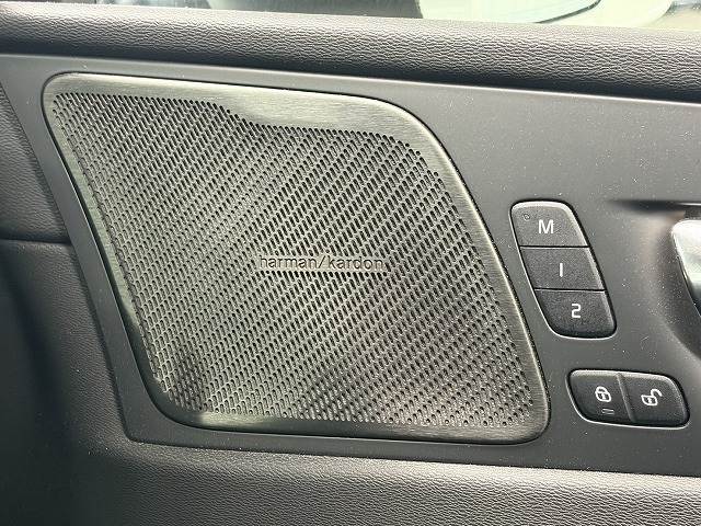 XC60□D4 AWD Inscription 内装他