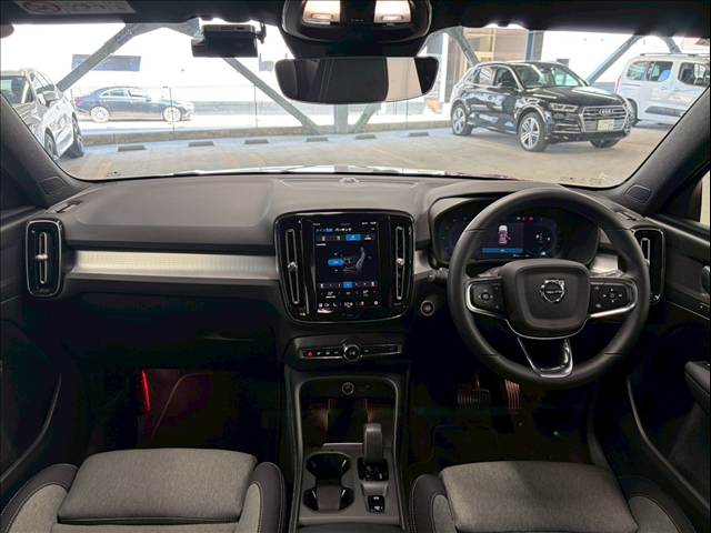 ボルボ XC40の画像3