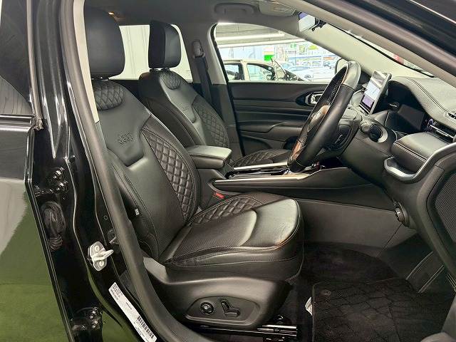 クライスラー&nbsp;JEEP COMMANDERの画像7