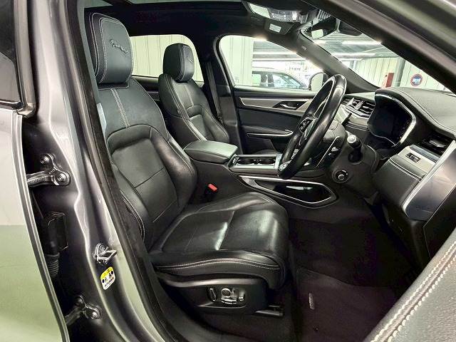 ジャガー&nbsp;F-PACEの画像7