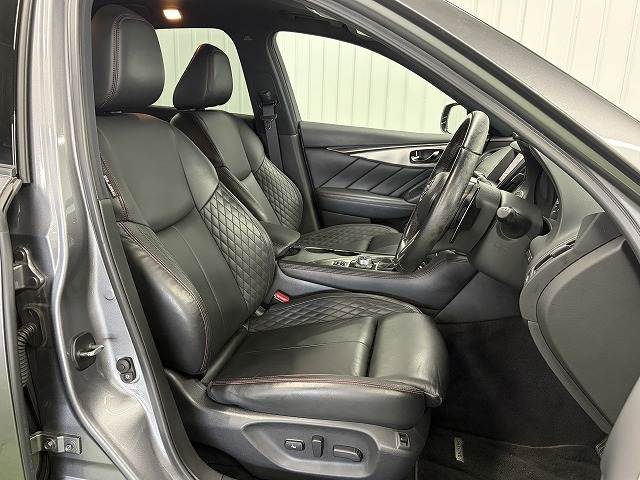 日産&nbsp;スカイラインの画像7