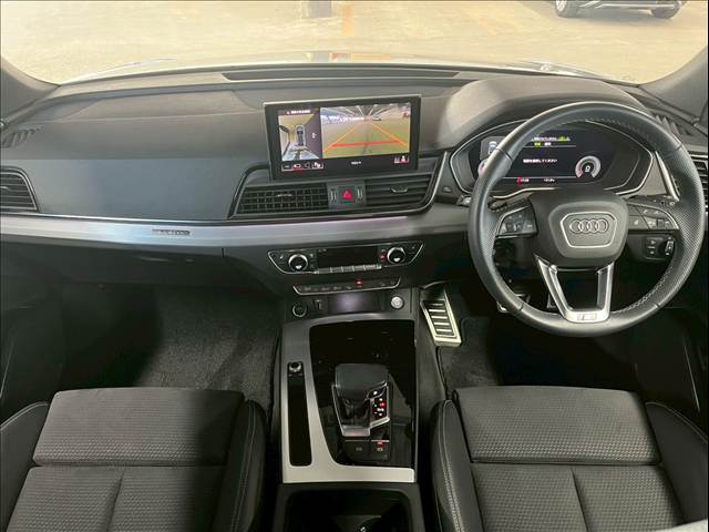 Q5 Sportback□40 TDI quattro S line 内装他