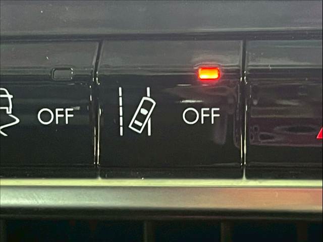 クライスラー&nbsp;JEEP COMMANDERの画像9