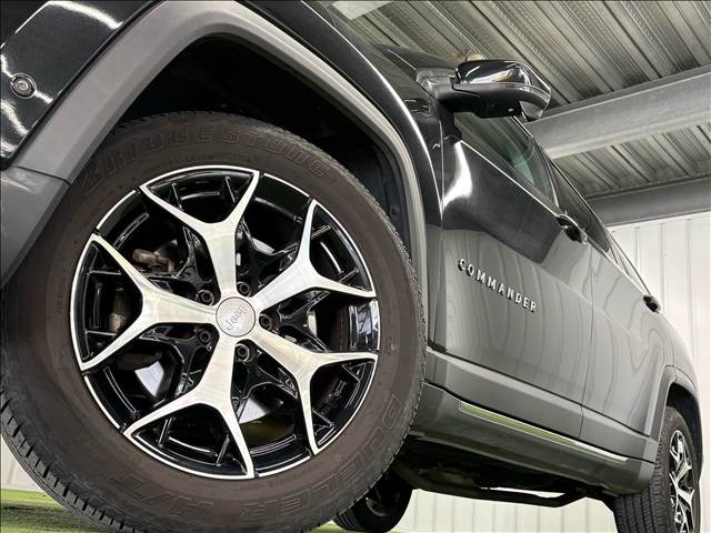 クライスラー&nbsp;JEEP COMMANDERの画像19
