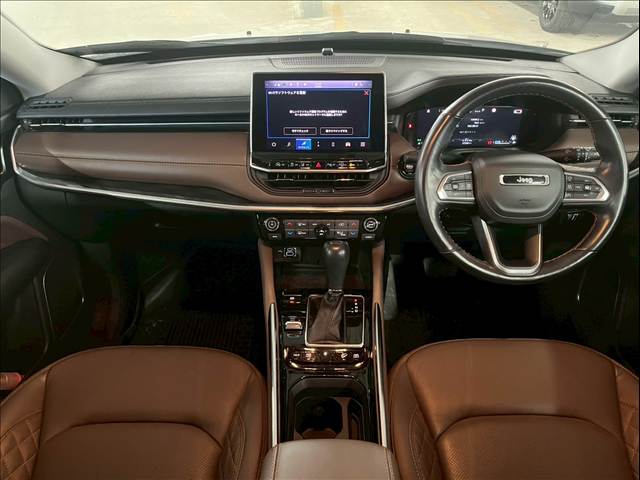 クライスラー&nbsp;JEEP COMMANDERの画像3