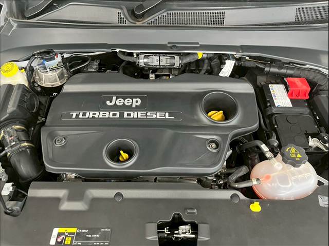 クライスラー&nbsp;JEEP COMMANDERの画像12