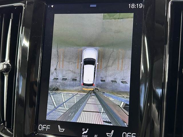 ボルボ&nbsp;XC60の画像4