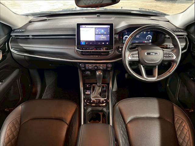 JEEP COMMANDERLimited 内装他
