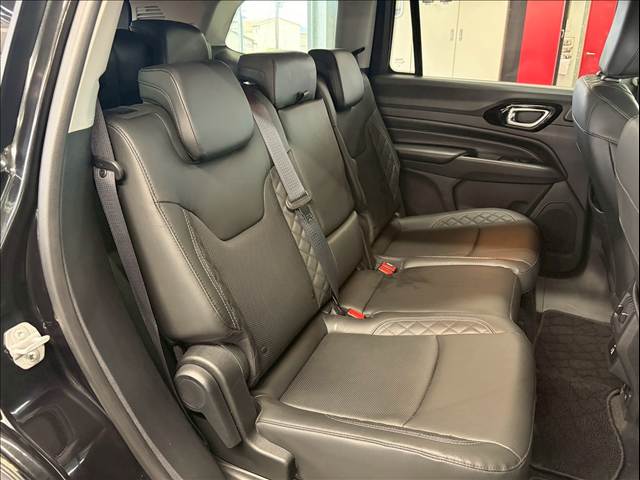 クライスラー JEEP COMMANDERの画像8