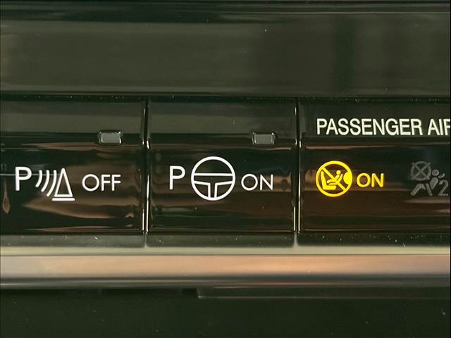 クライスラー JEEP COMMANDERの画像11