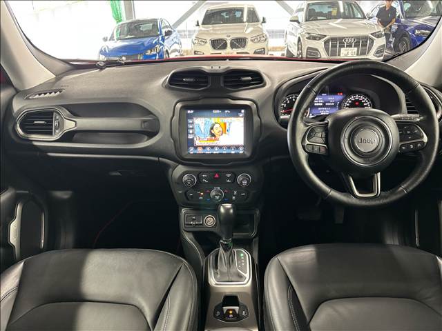 クライスラー JEEP Renegadeの画像3
