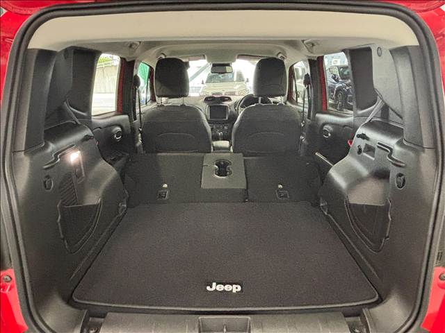 クライスラー JEEP Renegadeの画像18