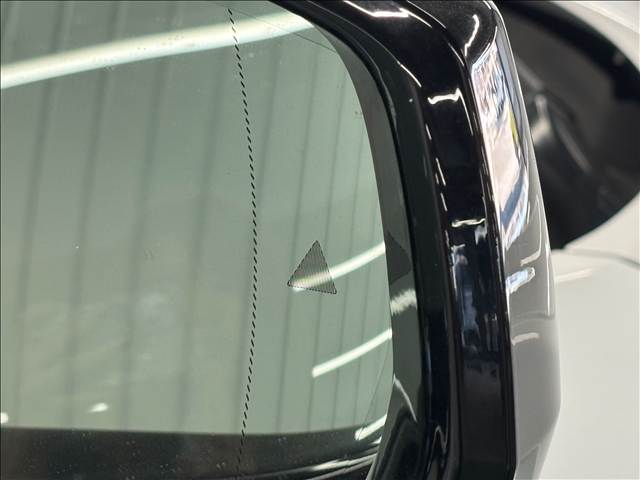 クライスラー&nbsp;JEEP GRAND CHEROKEE Lの画像11