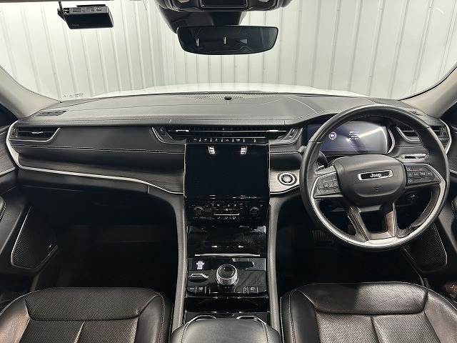 クライスラー JEEP GRAND CHEROKEE Lの画像3
