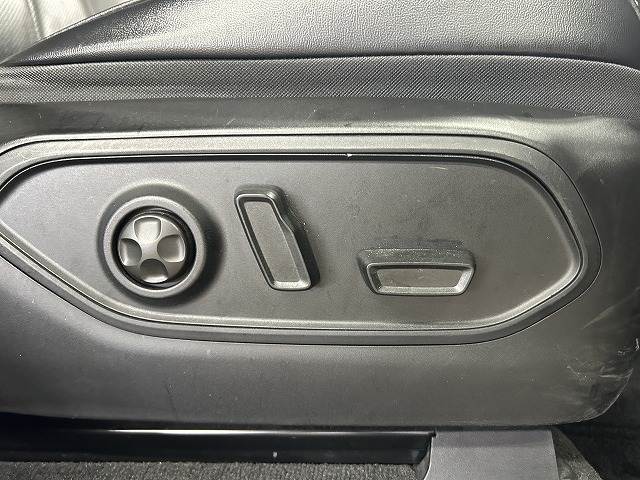クライスラー JEEP GRAND CHEROKEE Lの画像9