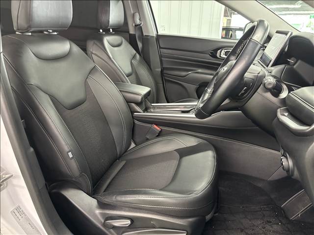 クライスラー JEEP COMMANDERの画像7