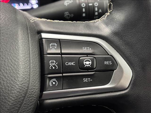 クライスラー JEEP COMMANDERの画像9
