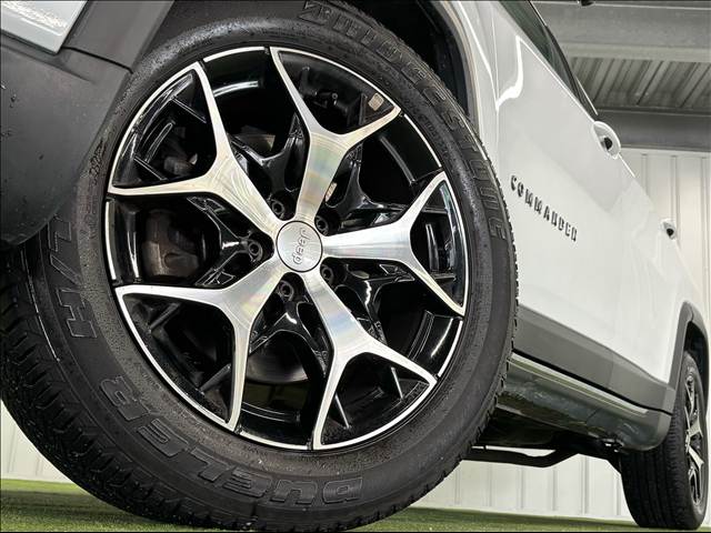 クライスラー JEEP COMMANDERの画像19
