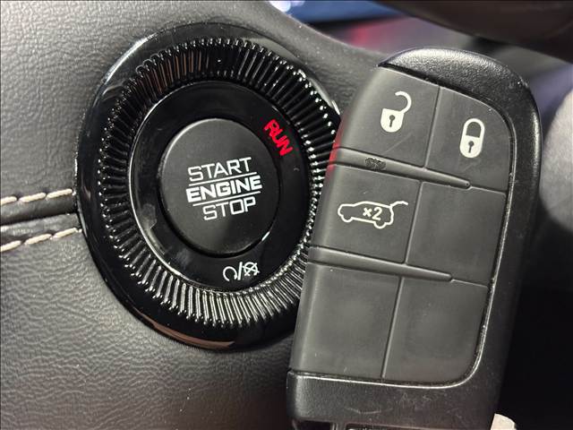 クライスラー&nbsp;JEEP COMMANDERの画像6