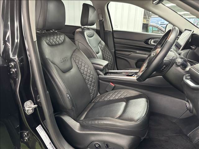 クライスラー&nbsp;JEEP COMMANDERの画像7