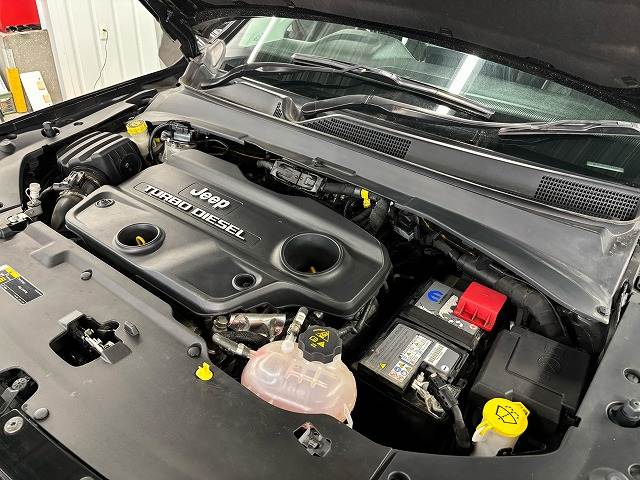 クライスラー JEEP COMMANDERの画像12