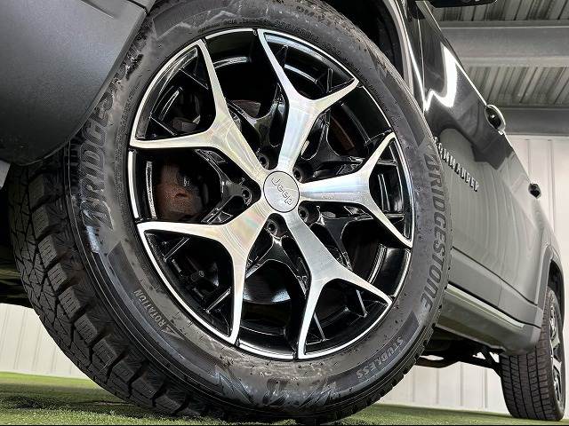 クライスラー JEEP COMMANDERの画像19