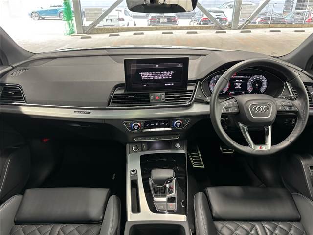 Q5 Sportback□40 TDI quattro S line 内装他