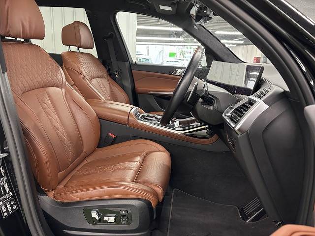 BMW X7の画像7