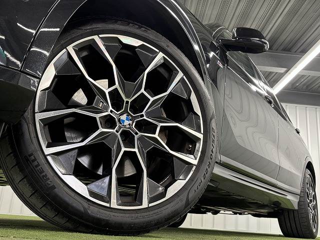 BMW X7の画像19