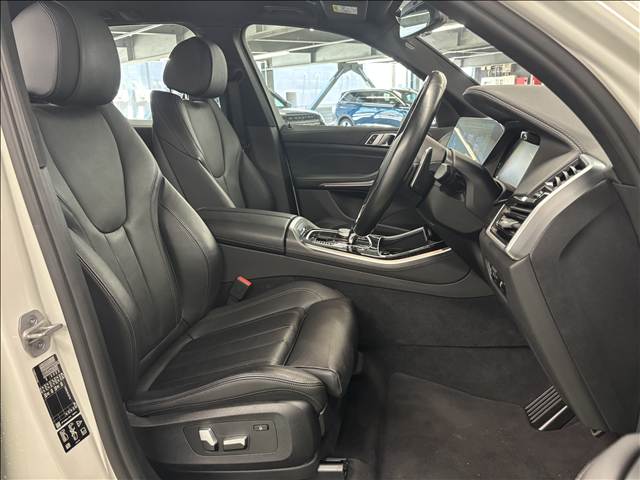 BMW X5の画像7